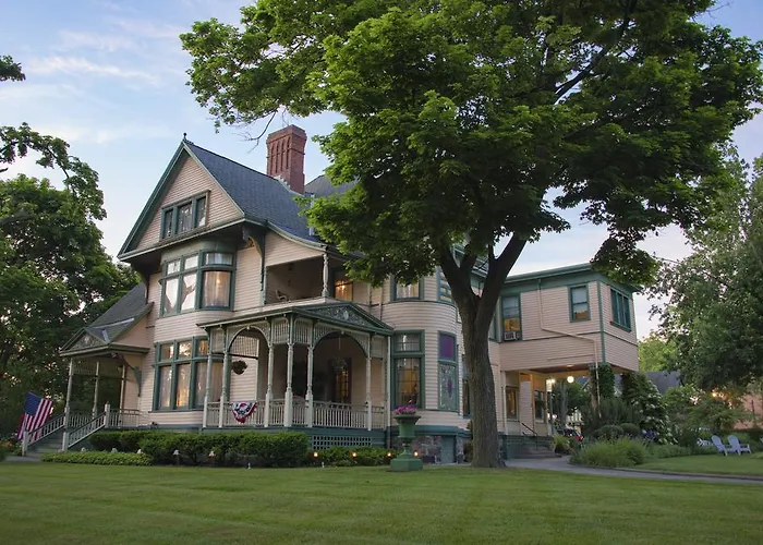 B&B only: The Oliver Inn